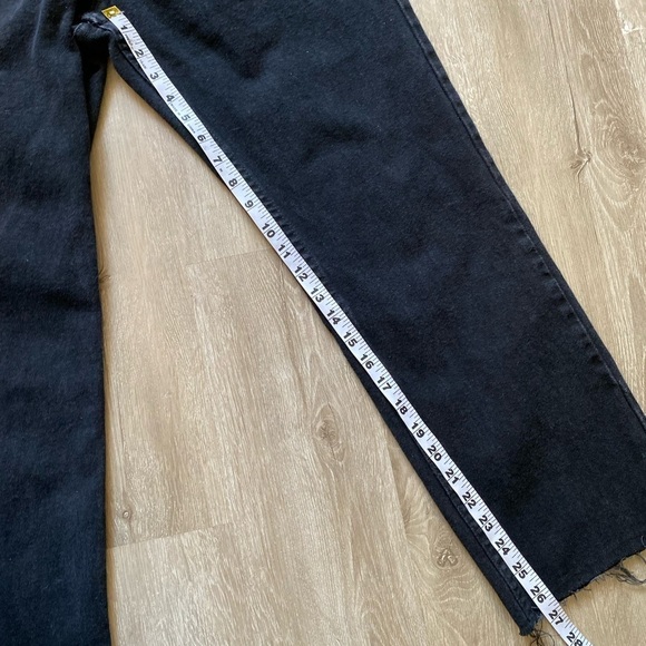 Vintage Y2K Lee High Waisted Straight Leg Black Denim Mom Cropped Raw Hem - Picture 7 of 12